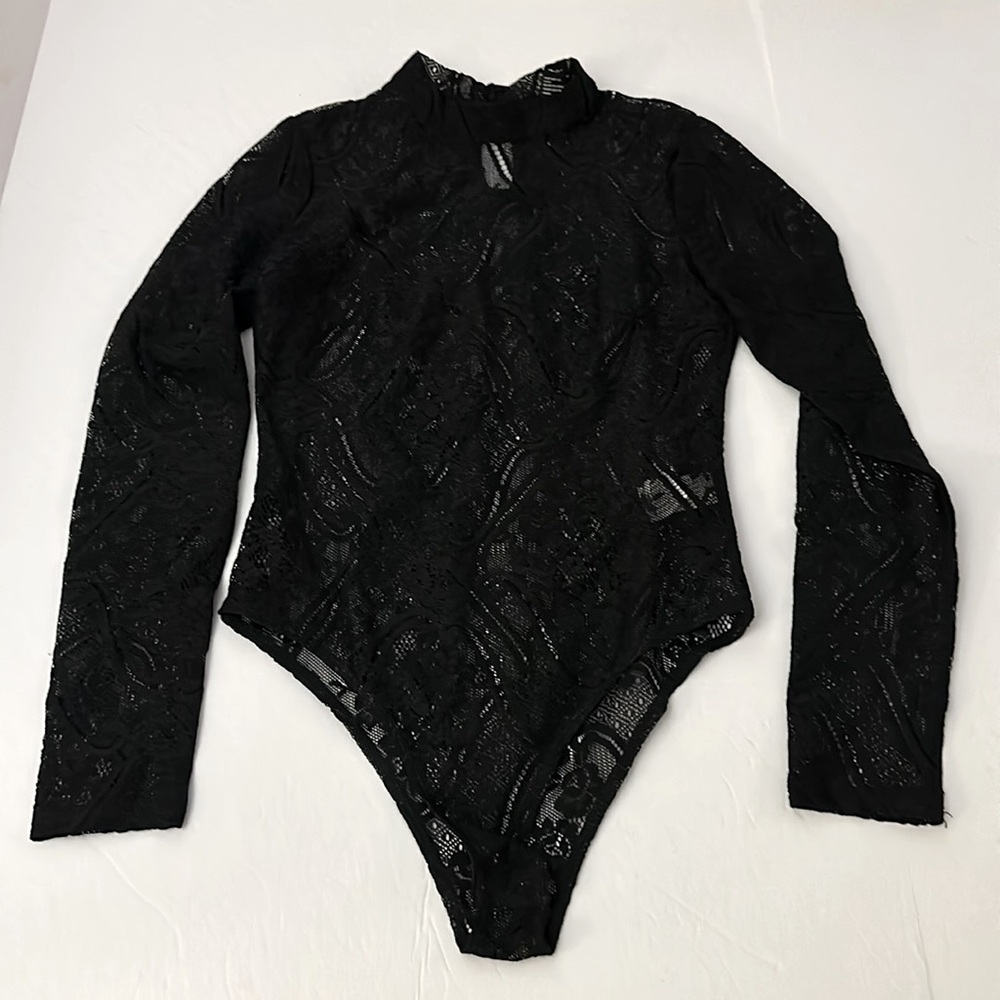 FOREVER 21 || Elegant Black Lace Bodysuit. Sz. S - Picture 8 of 12